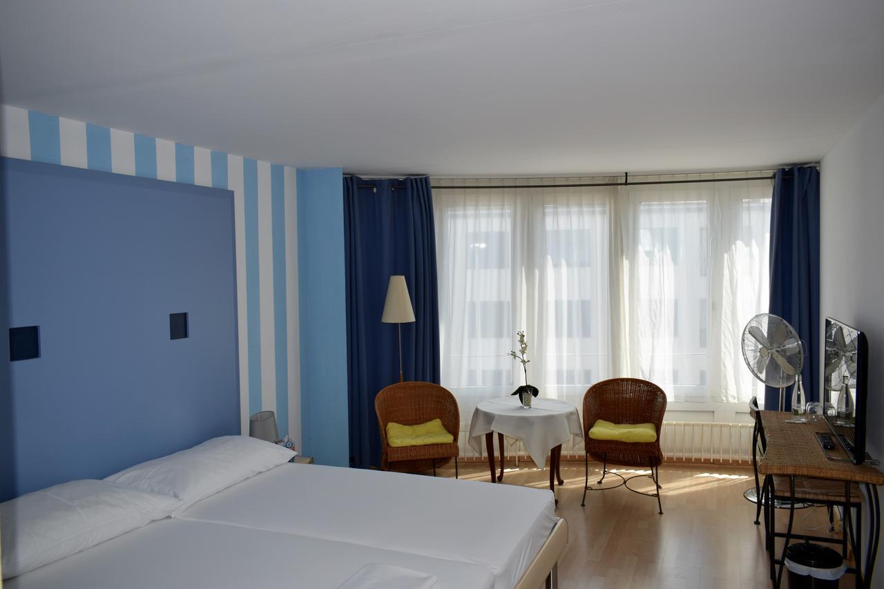Hotel Baeren Lachen Bagian luar foto