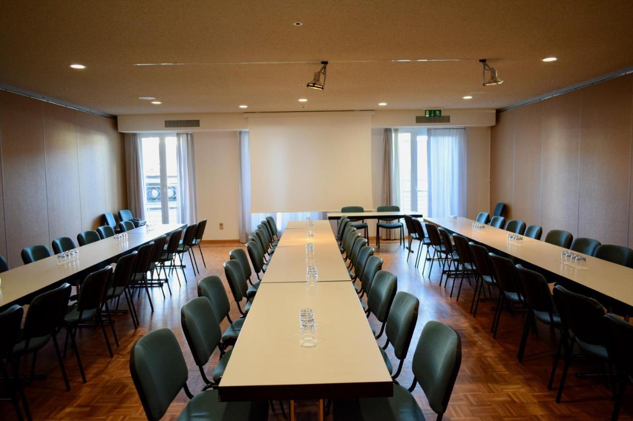 Hotel Baeren Lachen Bagian luar foto