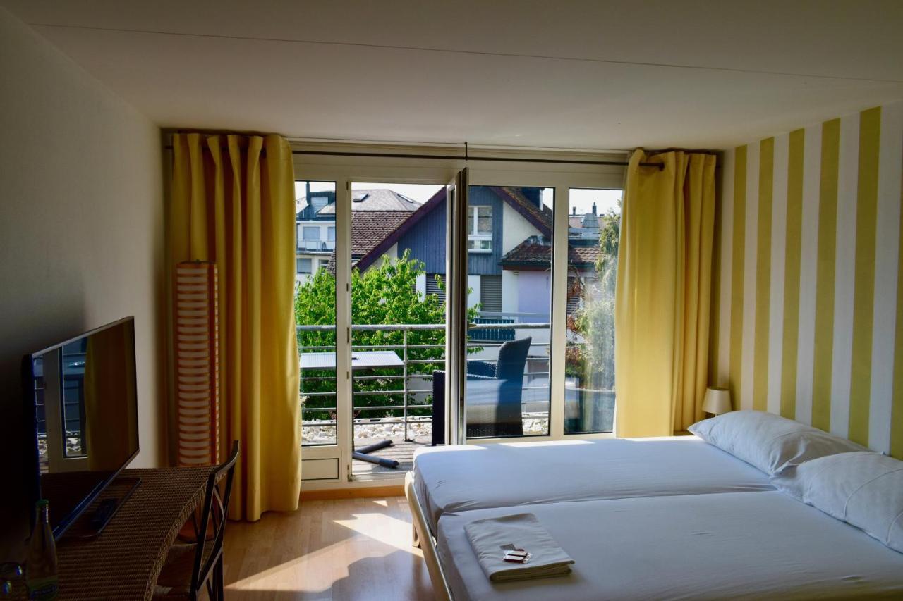 Hotel Baeren Lachen Bagian luar foto